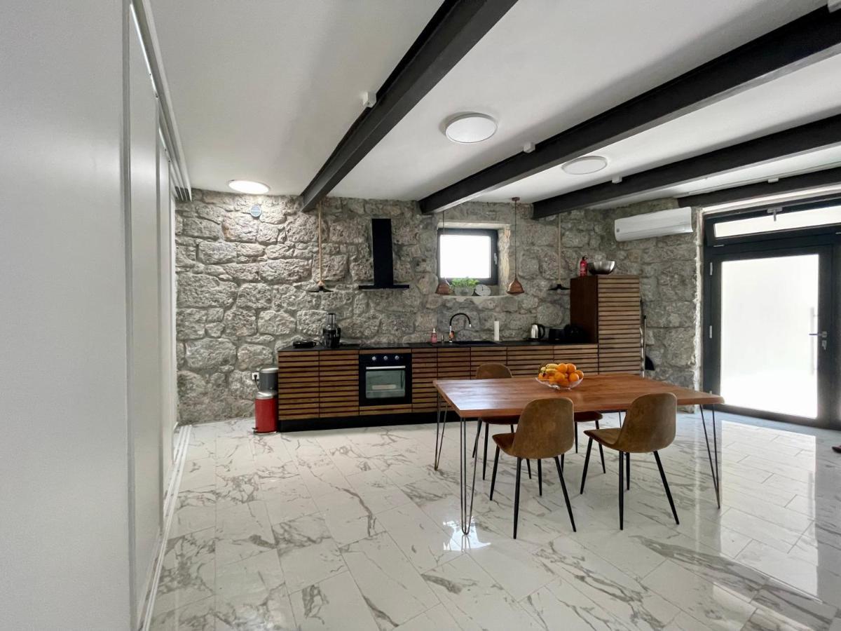 Artspace Location-Opatija-3 Bedroom House With Rooftop Garden By Beach Buitenkant foto